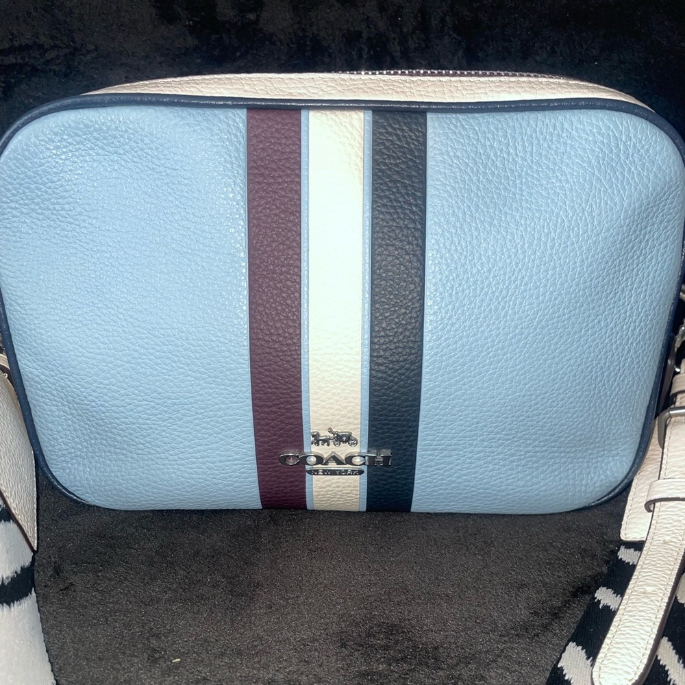 COACH **Authentic** Jes Crossbody Bag - Picture 2 of 9